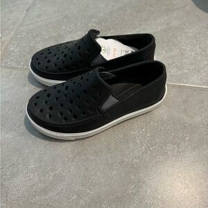 Black Slip-On Men's Shoes